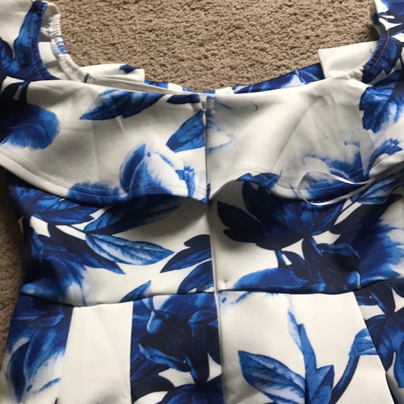 BLUE AND WHITE OFF SHOULDER ROMPER - Picture 4 of 4